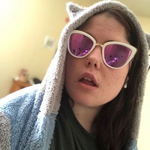 Meet your Posher, Katelyn